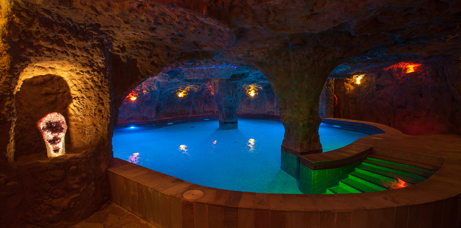  Iconic image of the lava float pool at the Om Spa Costa Meloneras by Lopesan in Gran Canaria 